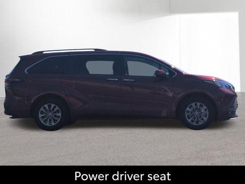 Ruby Flare Pearl 2026 Toyota Sienna XLE