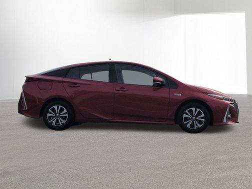 2017 Toyota Prius Prime Advanced