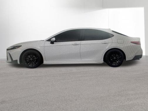 Ice Cap 2026 Toyota Camry SE