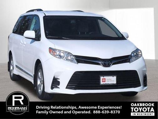 2020 Toyota Sienna LE