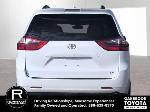 2020 Toyota Sienna LE