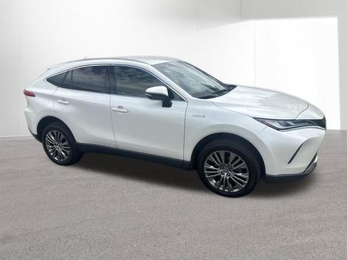 Blizzard Pearl 2021 Toyota Venza Limited