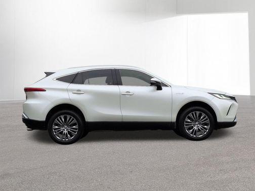 Blizzard Pearl 2021 Toyota Venza Limited