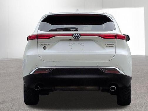 Blizzard Pearl 2021 Toyota Venza Limited