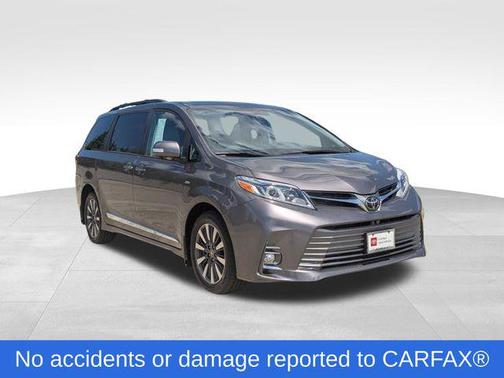 2020 Toyota Sienna Limited Premium