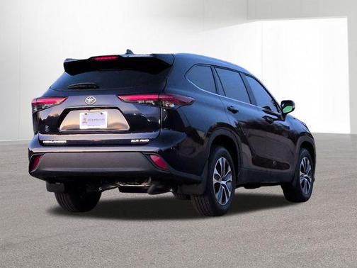 2026 Toyota Highlander XLE