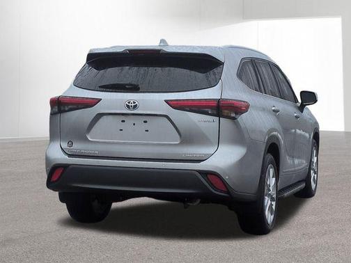 2023 Toyota Highlander Hybrid Limited