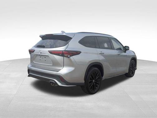 2024 Toyota Highlander XSE