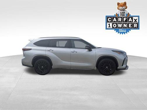 2024 Toyota Highlander XSE