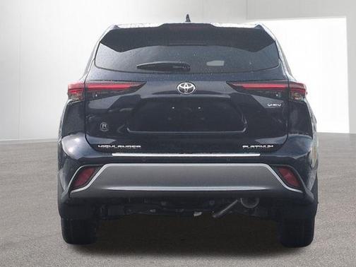 Blueprint 2026 Toyota Highlander Hybrid Platinum