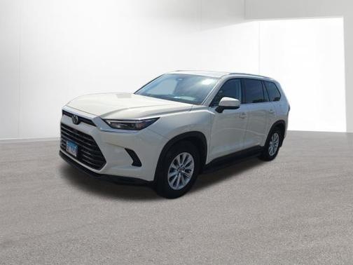 Coastal Cream 2024 Toyota Grand Highlander XLE