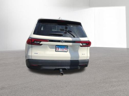 Coastal Cream 2024 Toyota Grand Highlander XLE