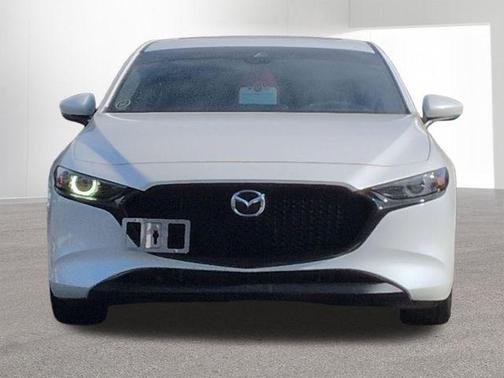 Snowflake White Pearl Mica 2022 Mazda Mazda3 FWD w/Premium Package