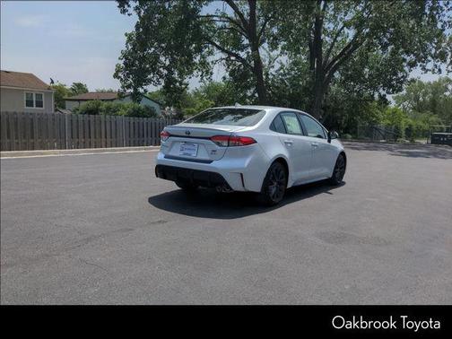 2025 Toyota Corolla Hybrid SE