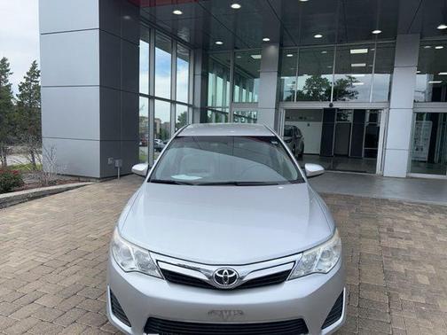 Classic Silver Metallic 2012 Toyota Camry LE