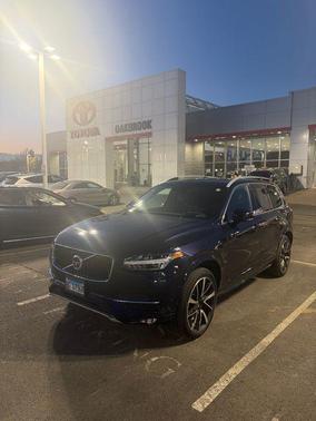 2019 Volvo XC90 T6 Momentum