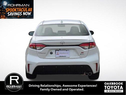 Wind Chill Pearl 2027 Toyota Corolla Hybrid SE