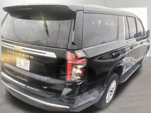 2024 Chevrolet Suburban LT