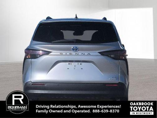 2023 Toyota Sienna XLE 8 Passenger