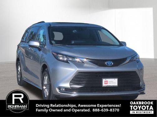 2023 Toyota Sienna XLE 8 Passenger