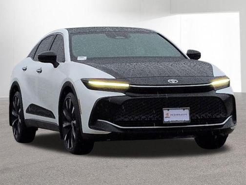 2024 Toyota Crown Platinum