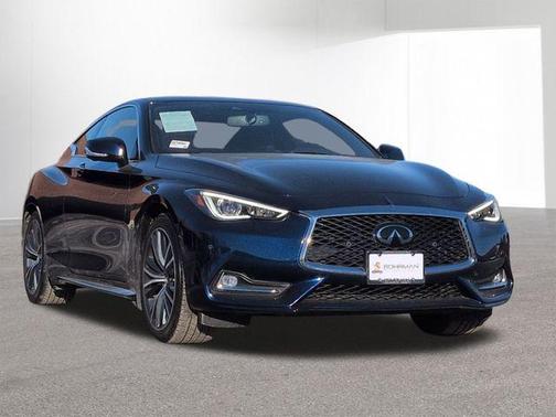 2022 INFINITI Q60 LUXE AWD