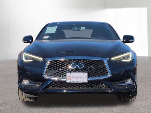 2022 INFINITI Q60 LUXE AWD