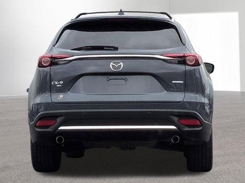 2022 Mazda CX-9 Carbon Edition