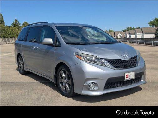 2017 Toyota Sienna SE