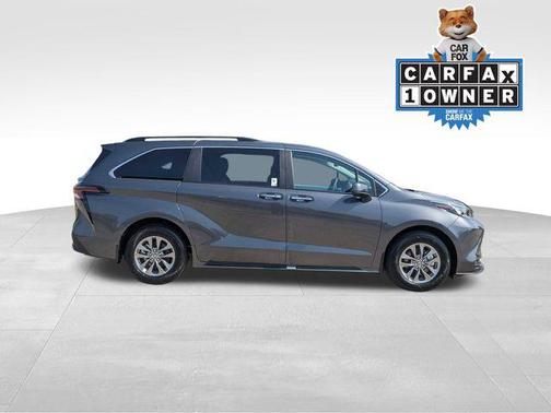 2025 Toyota Sienna XLE 7 Passenger