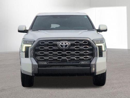 2023 Toyota Tundra Hybrid Platinum