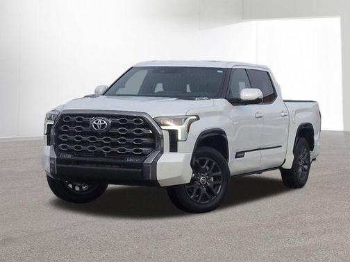 2023 Toyota Tundra Hybrid Platinum