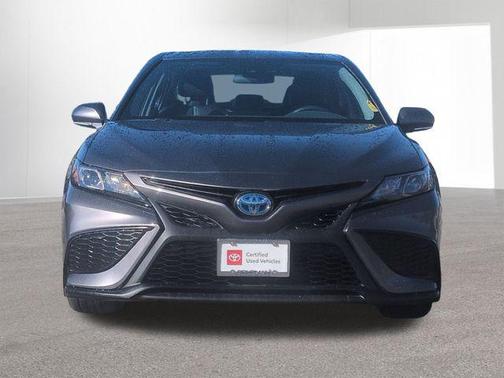 2024 Toyota Camry Hybrid SE