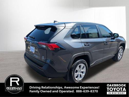 2025 Toyota RAV4 LE