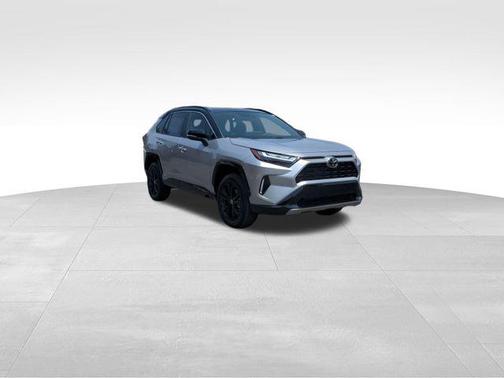 2025 Toyota RAV4 Hybrid SE