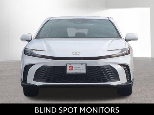 Ice Cap 2026 Toyota Camry SE