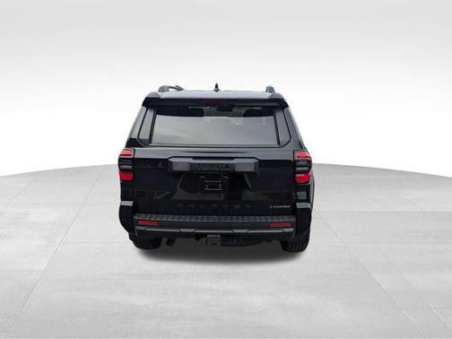 2025 Toyota 4Runner TRD Off Road