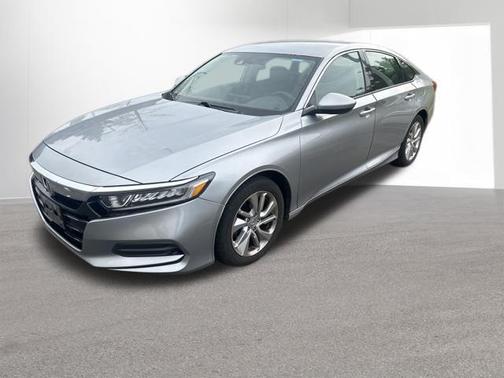Lunar Silver Metallic 2018 Honda Accord LX