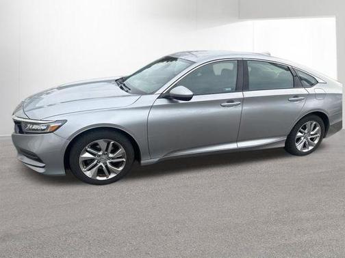 Lunar Silver Metallic 2018 Honda Accord LX