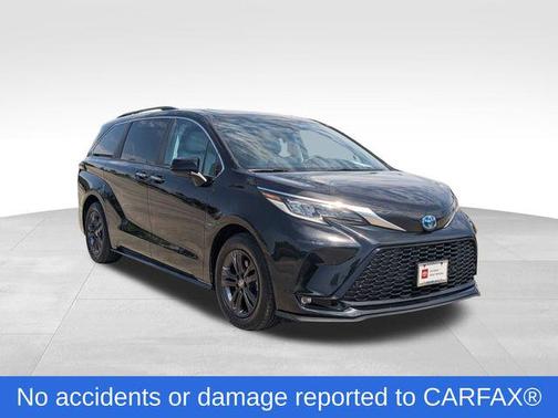 2024 Toyota Sienna XSE 7 Passenger