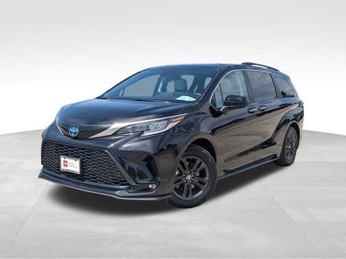 2024 Toyota Sienna XSE 7 Passenger