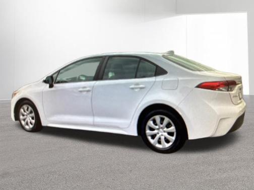 Ice Cap 2024 Toyota Corolla LE