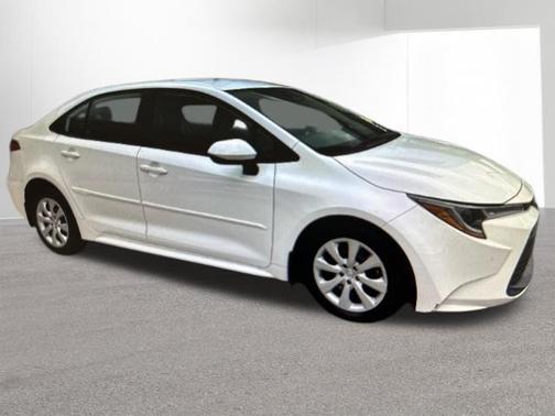 Ice Cap 2024 Toyota Corolla LE