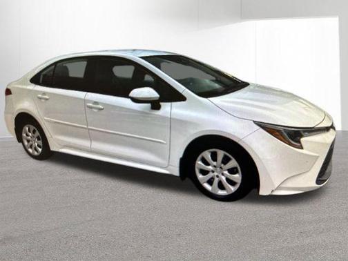 Ice Cap 2024 Toyota Corolla LE