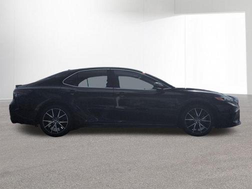 Midnight Black Metallic 2023 Toyota Camry SE