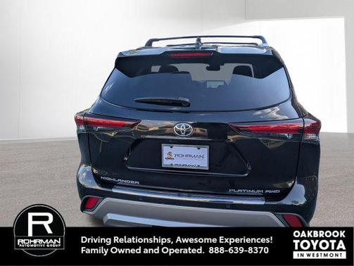 2025 Toyota Highlander Platinum