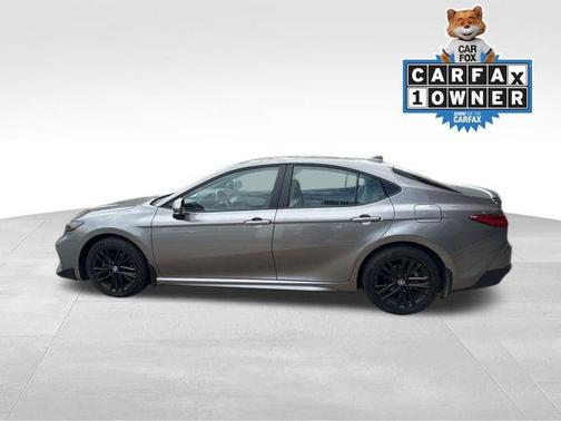 Heavy Metal 2025 Toyota Camry SE