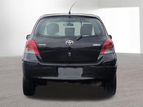2011 Toyota Yaris Base