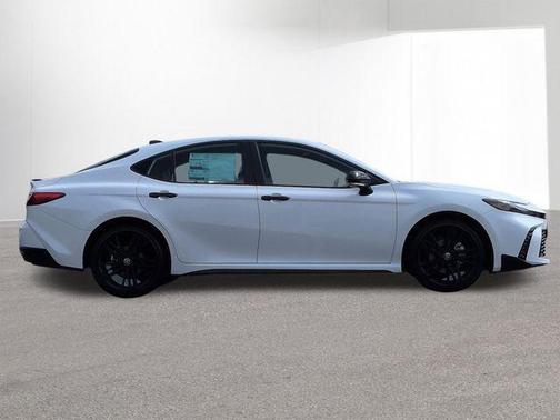 Ice Cap 2026 Toyota Camry Nightshade