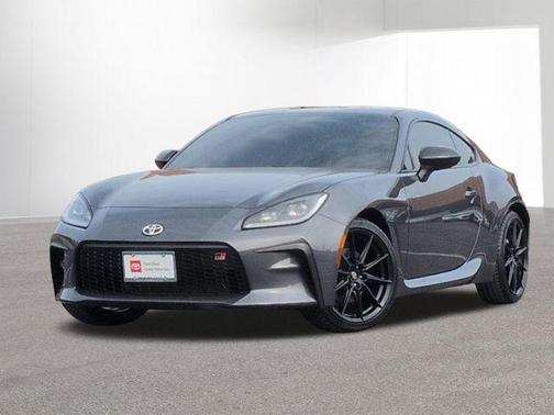 Pavement 2024 Toyota GR86 Premium